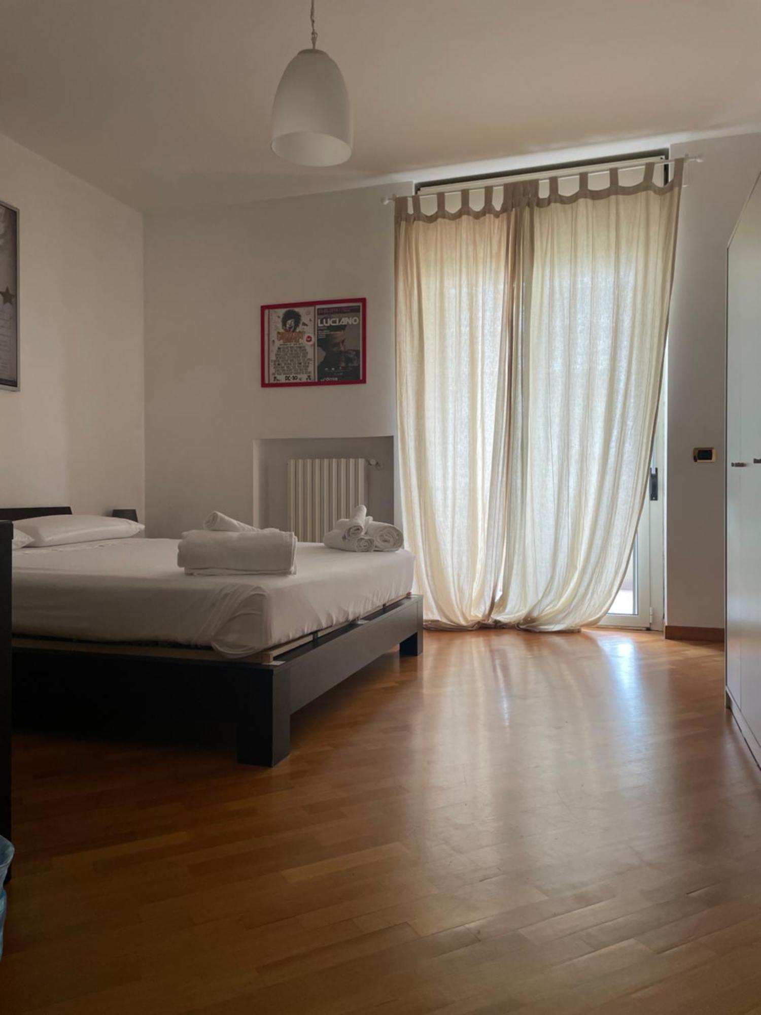 Casa Leone Apartment Bari Exterior photo